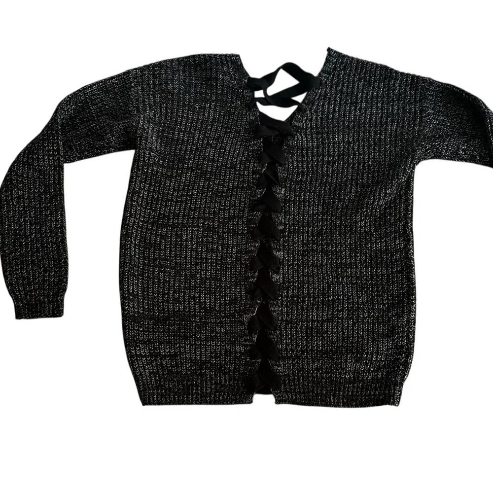 So Women’s Black V-Neck Relaxed Fit, Goth,Grunge,Cozy